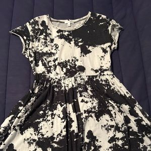 Abound Black & White Tie-Dye Short Sleeve Dress Size Small.